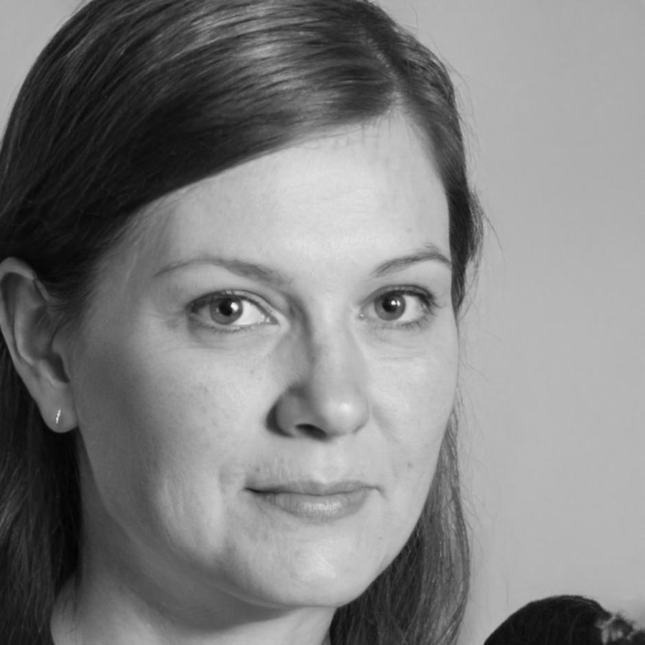Portrait professionnel d'Élodie Moreau, responsable programmes